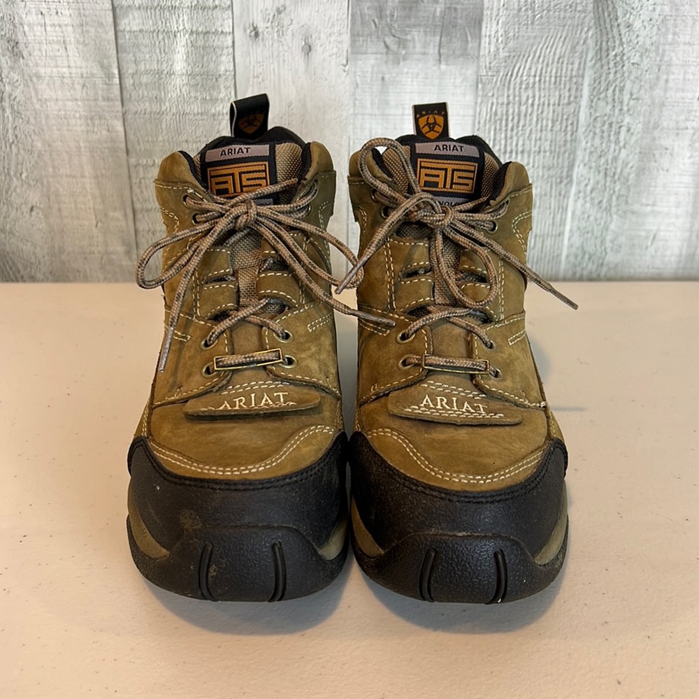 Ariat Terrain Boot Hiker Women Size 8
